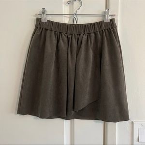 |Aritzia| Wilfred Free Nescher Skirt, S